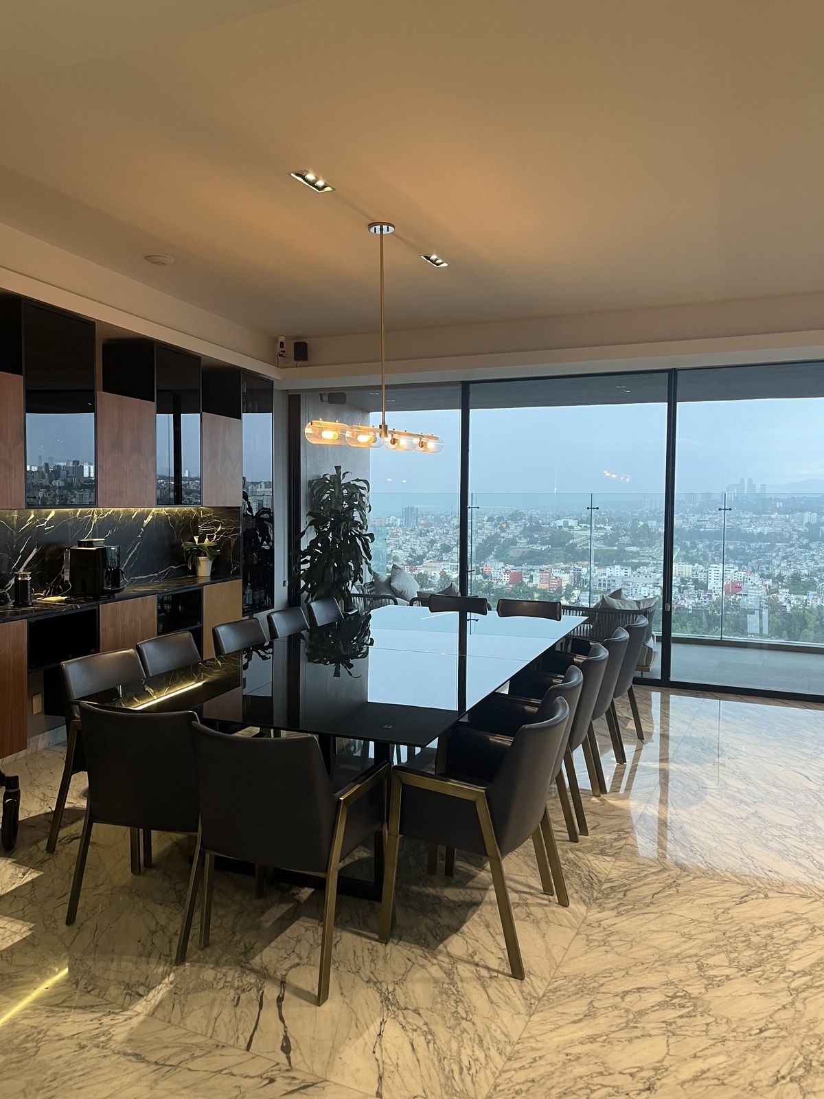 52774, Boulevard Bosque Real, Bosque Real, 52770 con 3 Recámaras, 3 Baños, 351 Metros Cuadrados y $16,500,000 52774, Boulevard Bosque Real, Bosque Real, 52770 con 3 Recámaras, 3 Baños, 351 Metros Cuadrados y $16,500,000